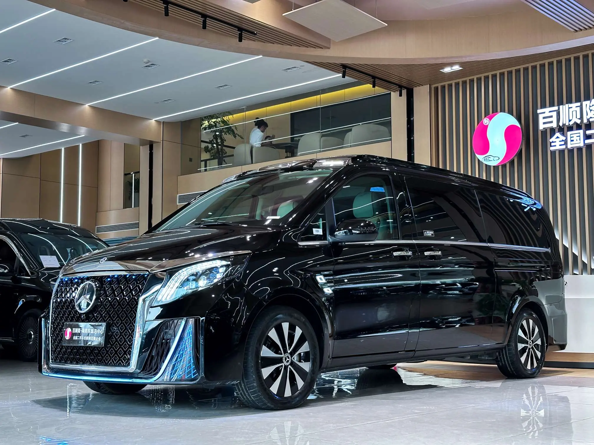 Mercedes-Benz Vito  из Китая