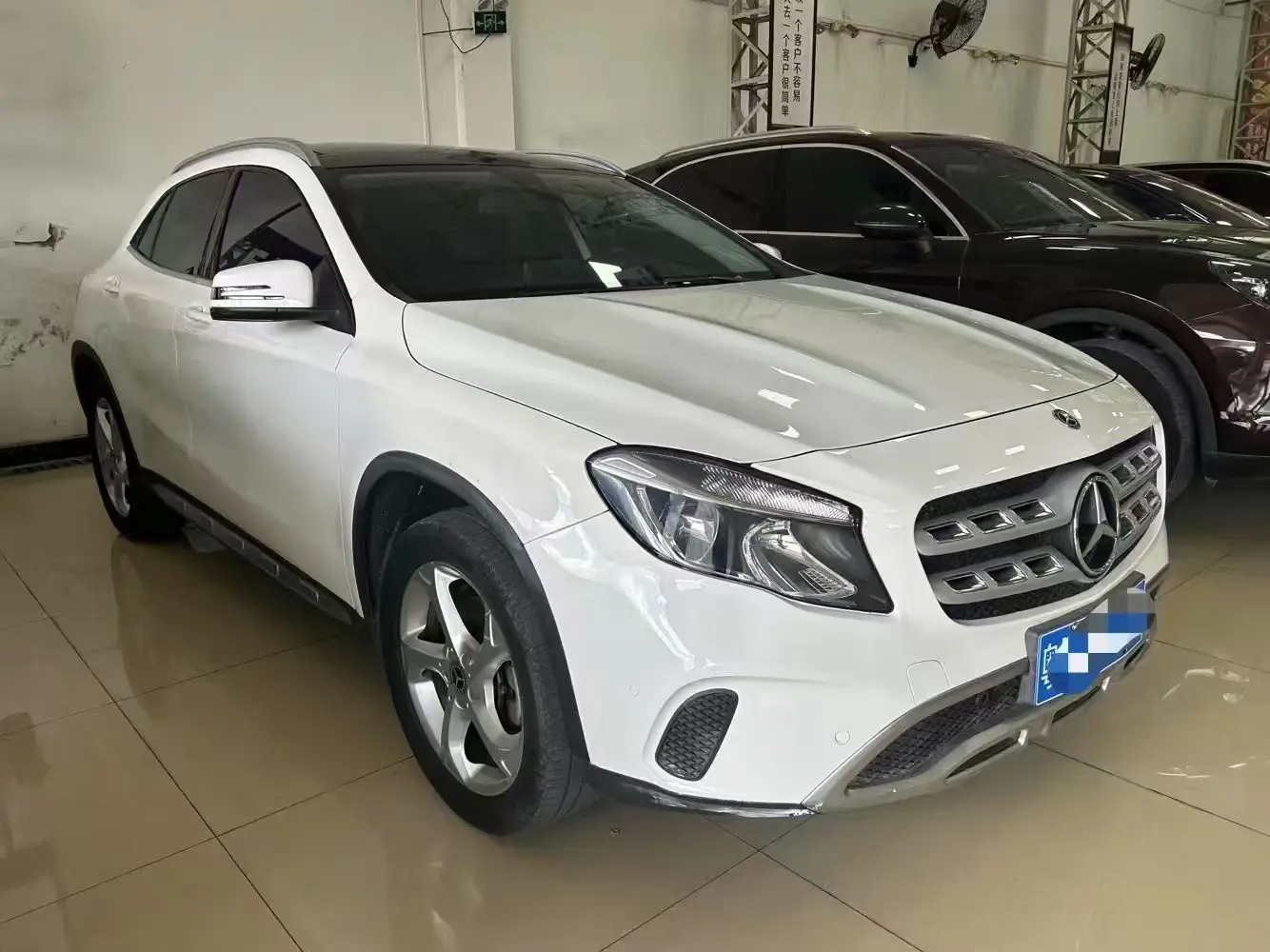 Mercedes-Benz GLA  из Китая