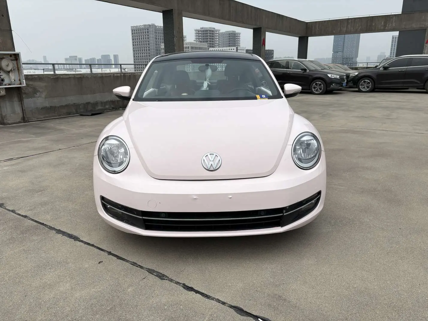 Volkswagen Beetle  из Китая
