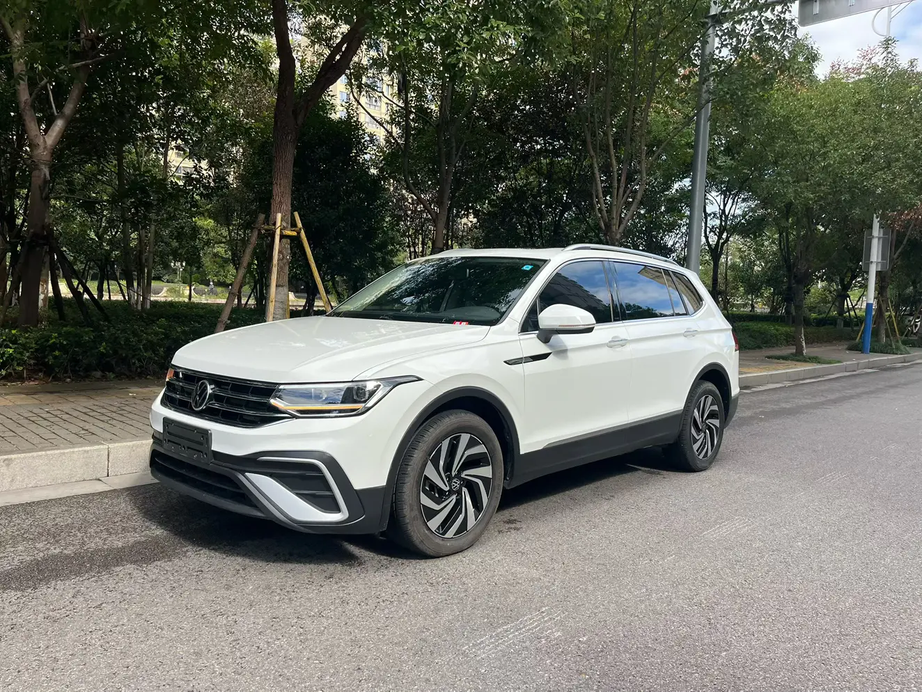 Volkswagen Tiguan L  из Китая