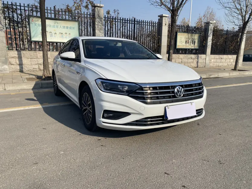 Volkswagen Sagitar  из Китая
