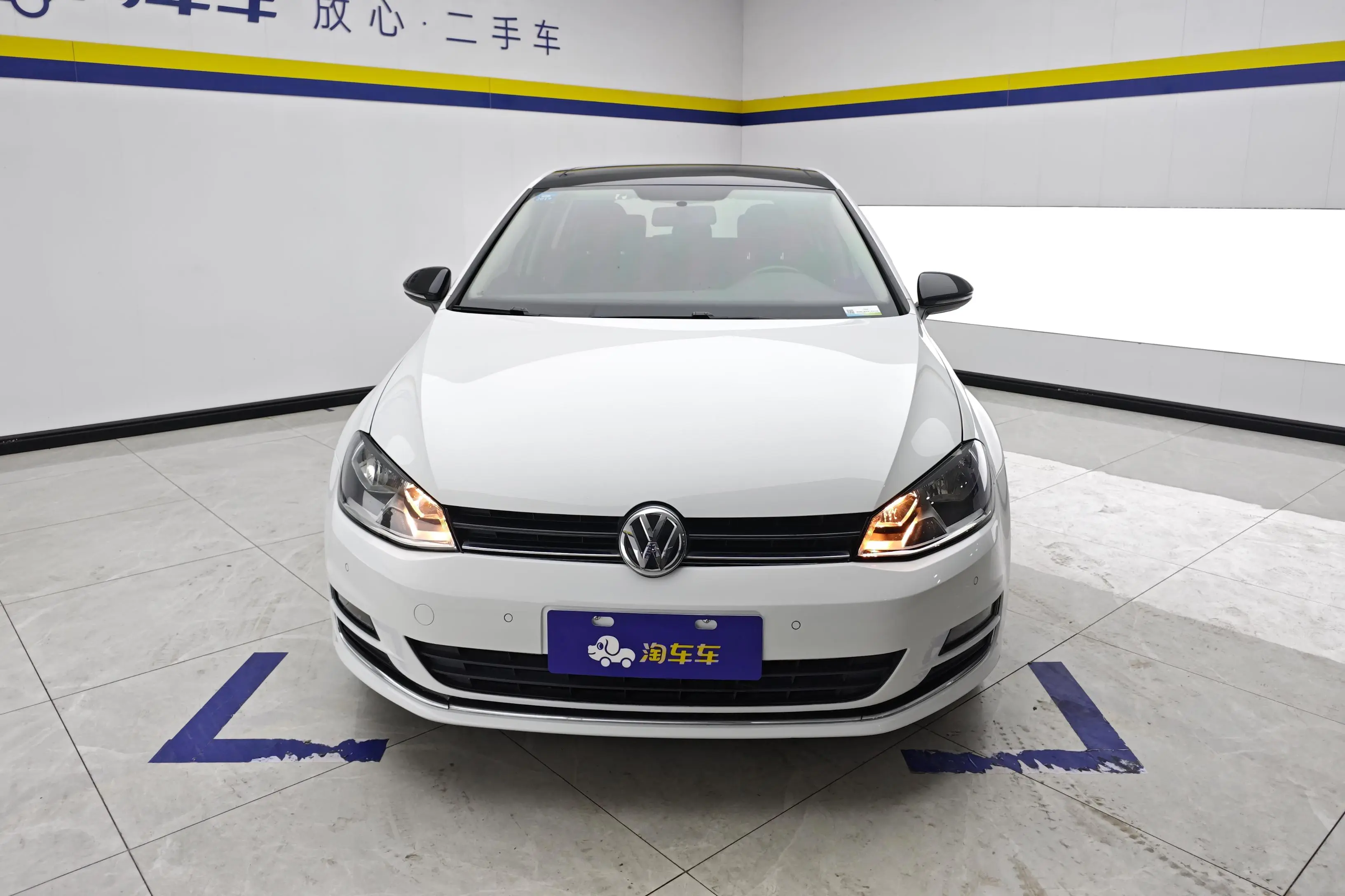 Volkswagen Golf  из Китая