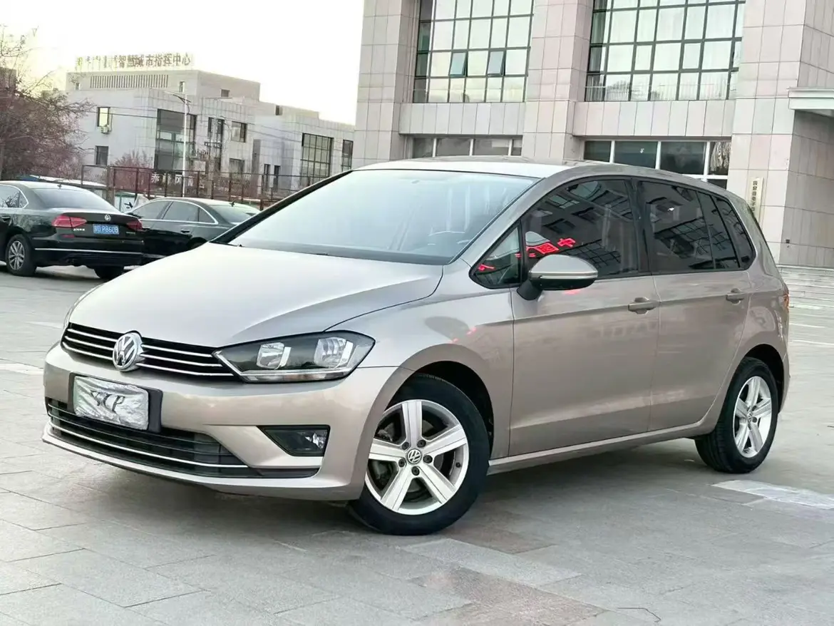 Volkswagen Golf  из Китая