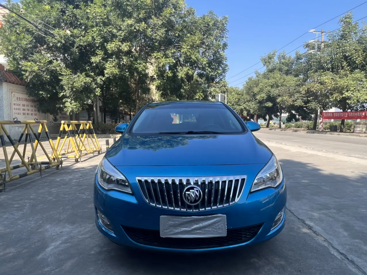Buick Yinglang  из Китая