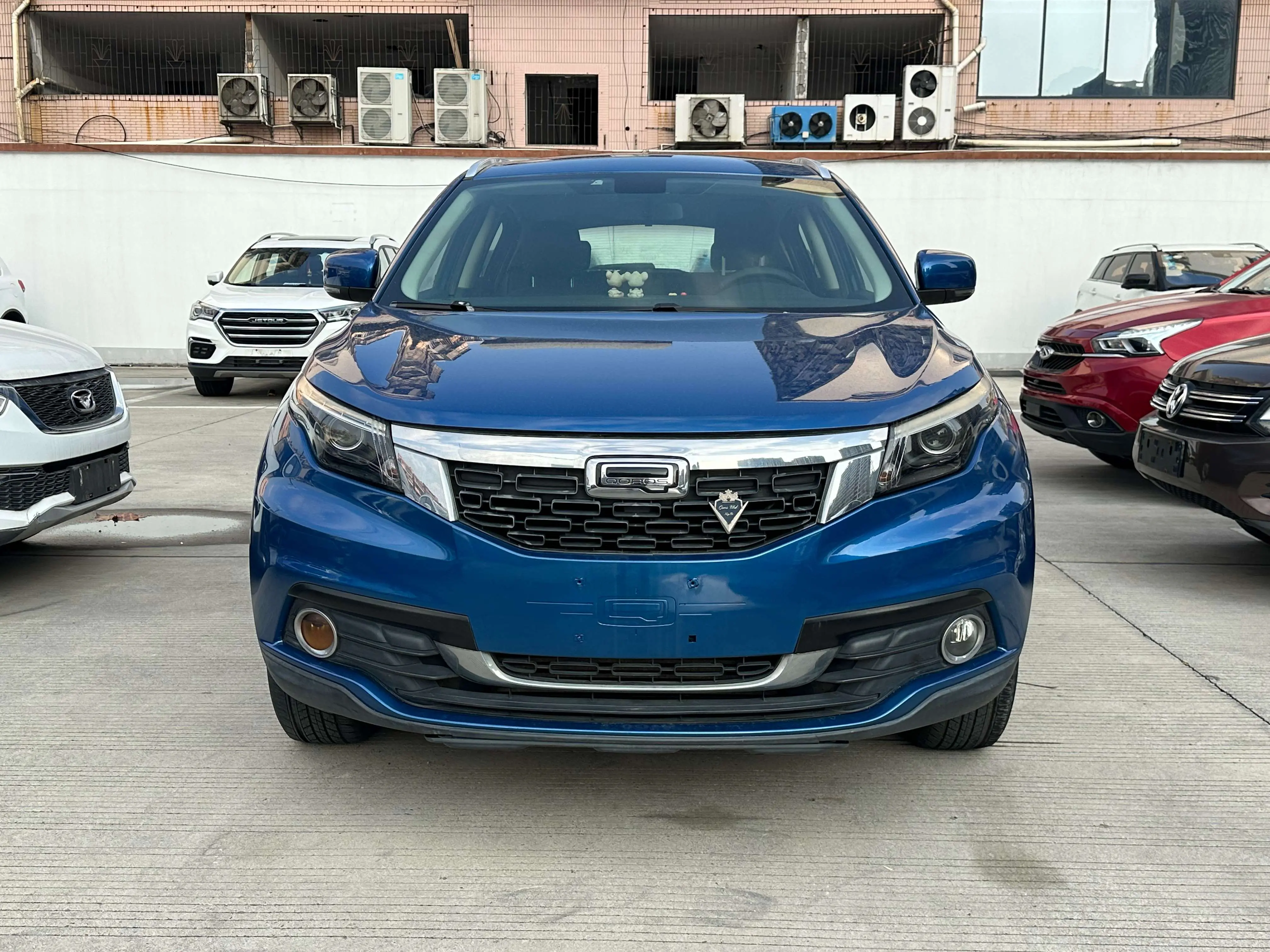 Qoros 5  из Китая