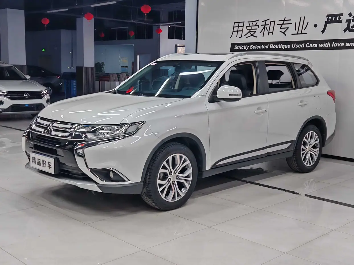 Mitsubishi Outlander  из Китая