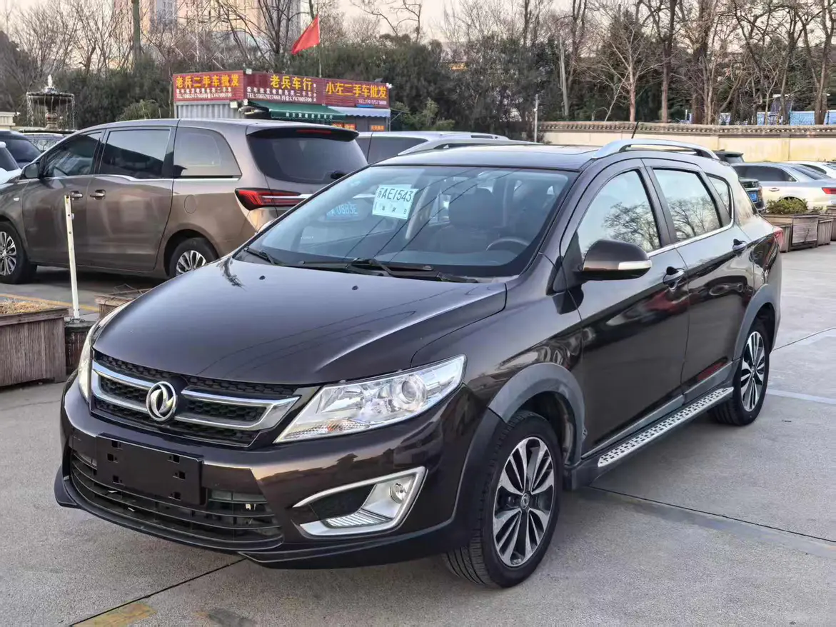 Dongfeng Fengshen AX3  из Китая