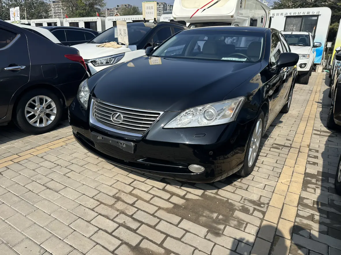 Lexus ES  из Китая