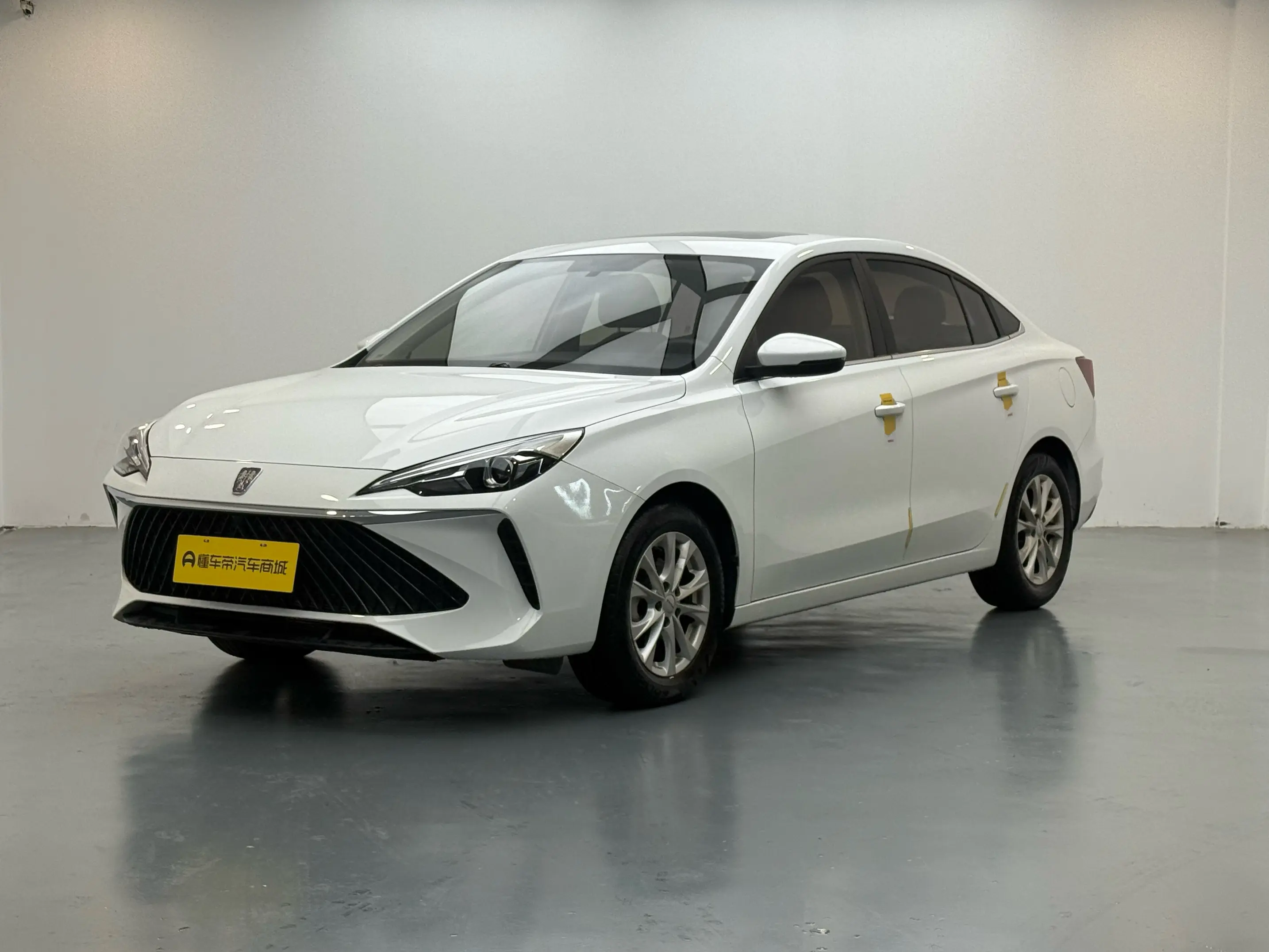 Roewe i5  из Китая