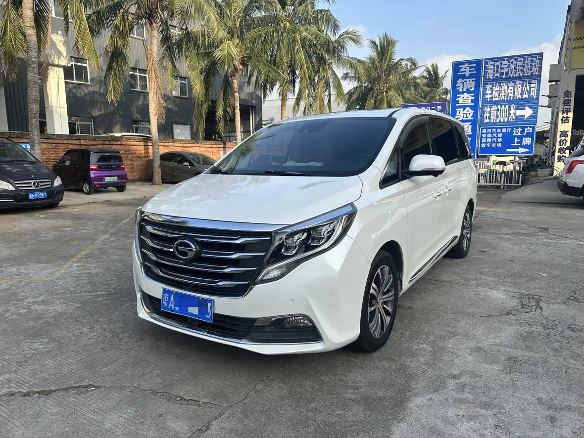 GAC Trumpchi M8  из Китая