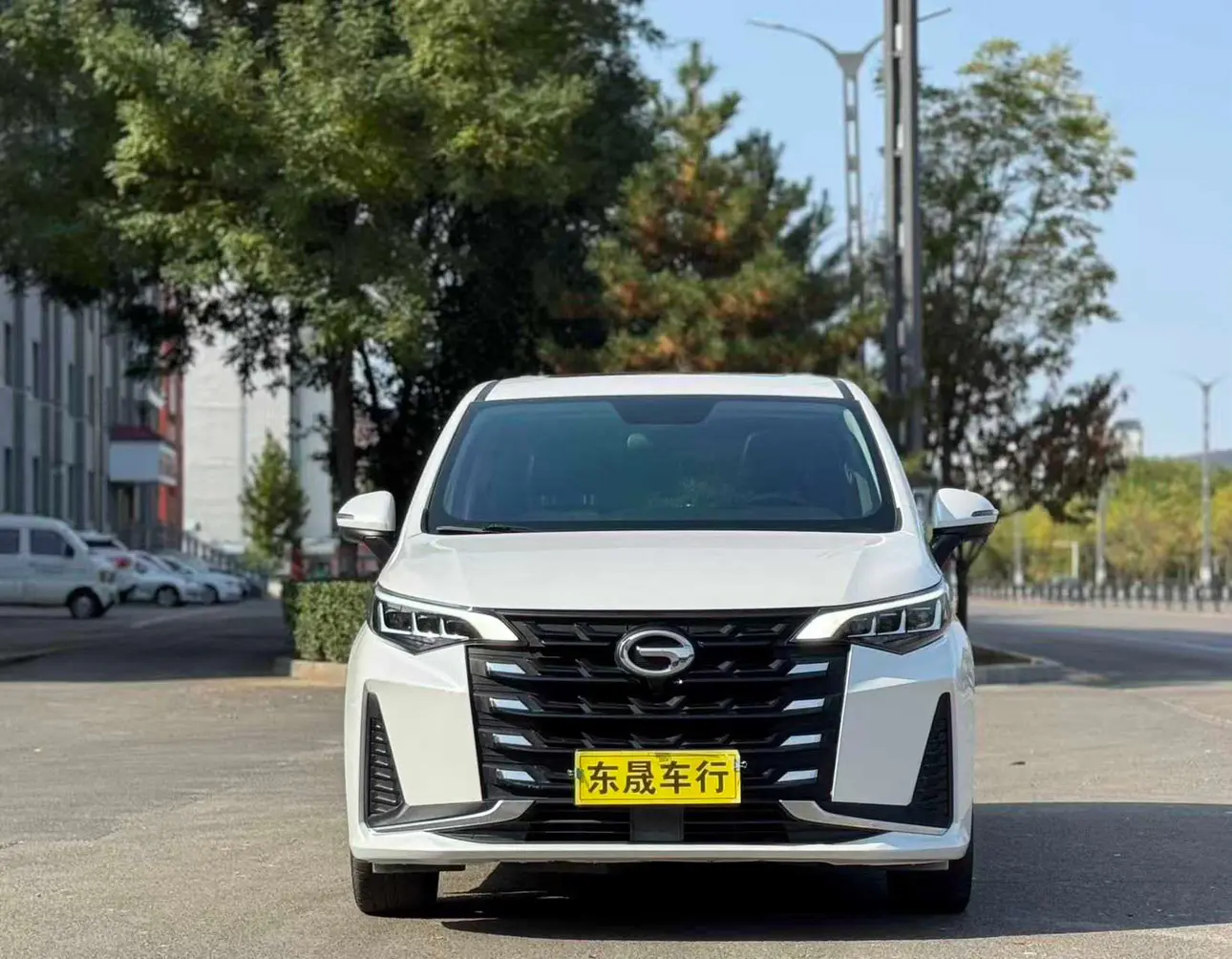 GAC Trumpchi M6  из Китая