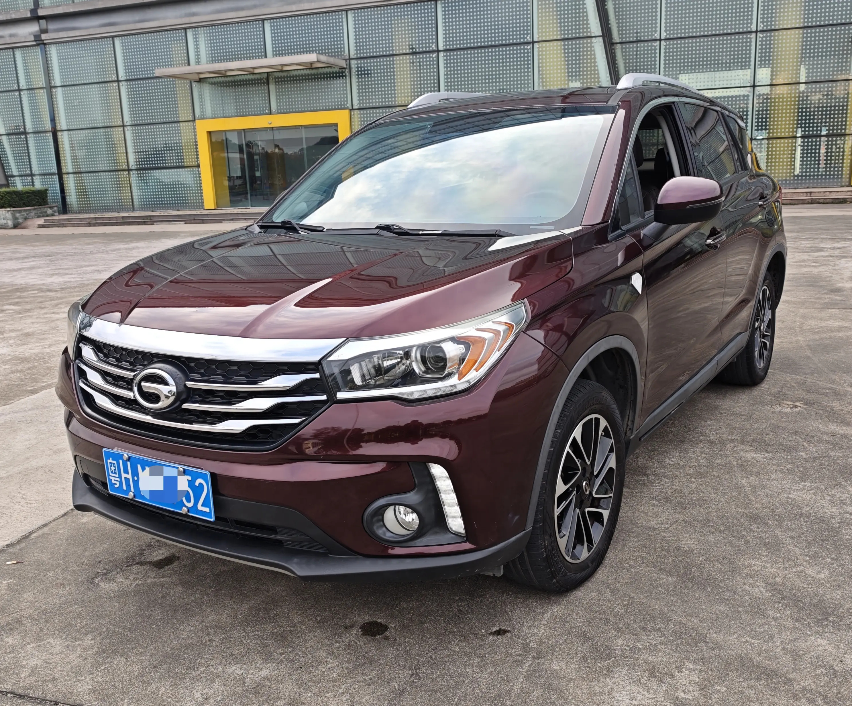 GAC Trumpchi GS4  из Китая