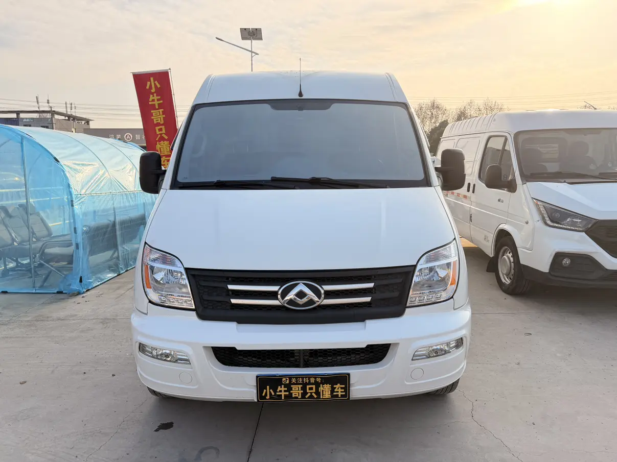 Datong Xintu V80  из Китая