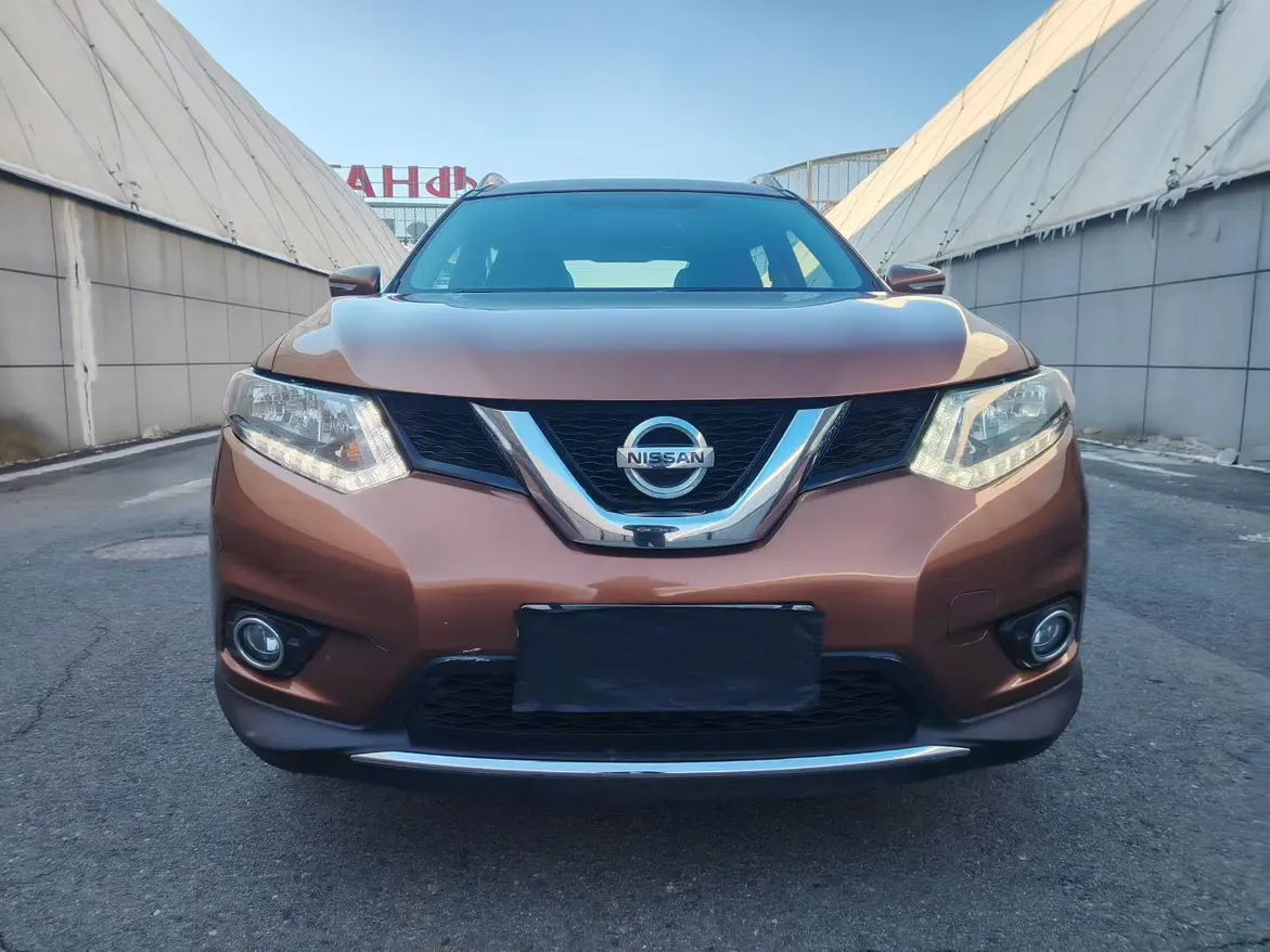 Nissan X-Trail (Qijun)  из Китая