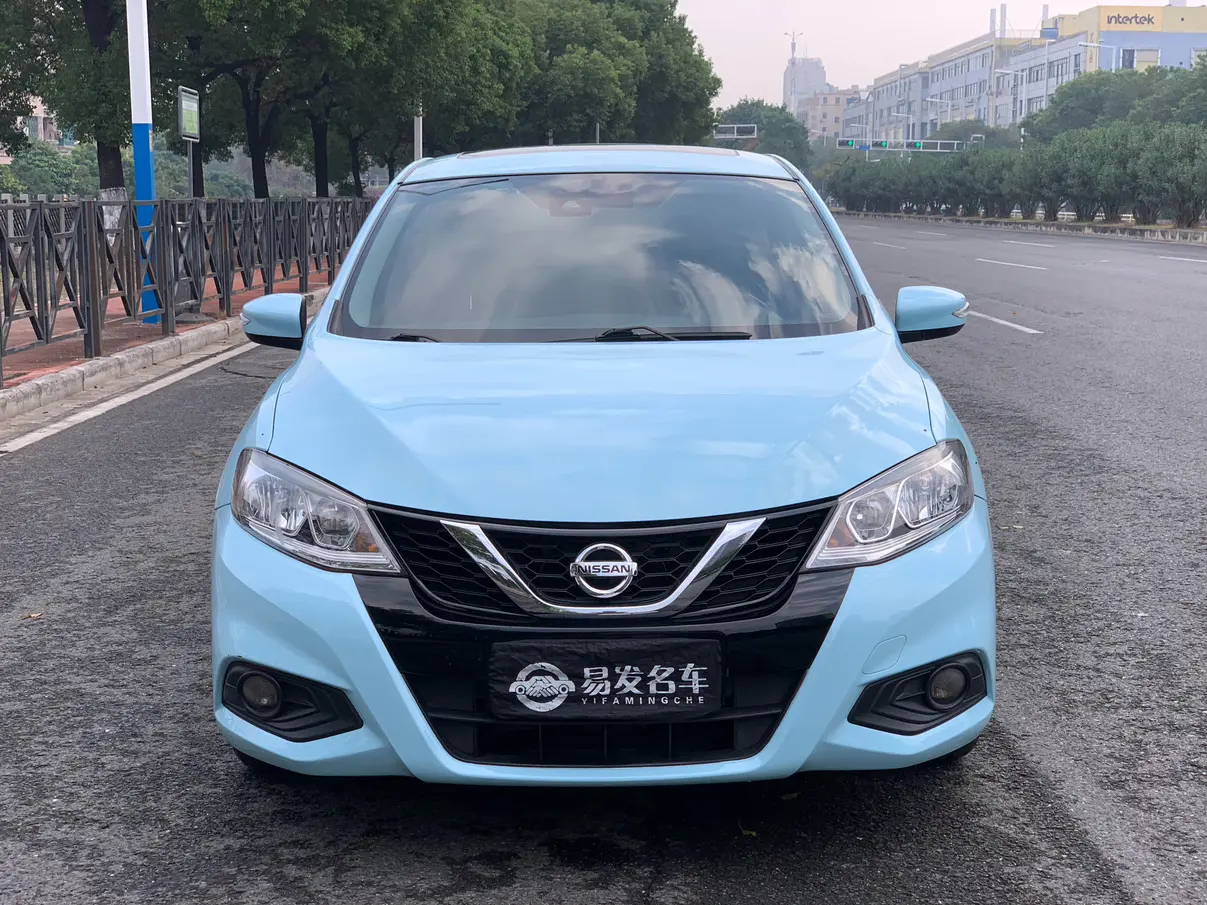 Nissan Tiida  из Китая