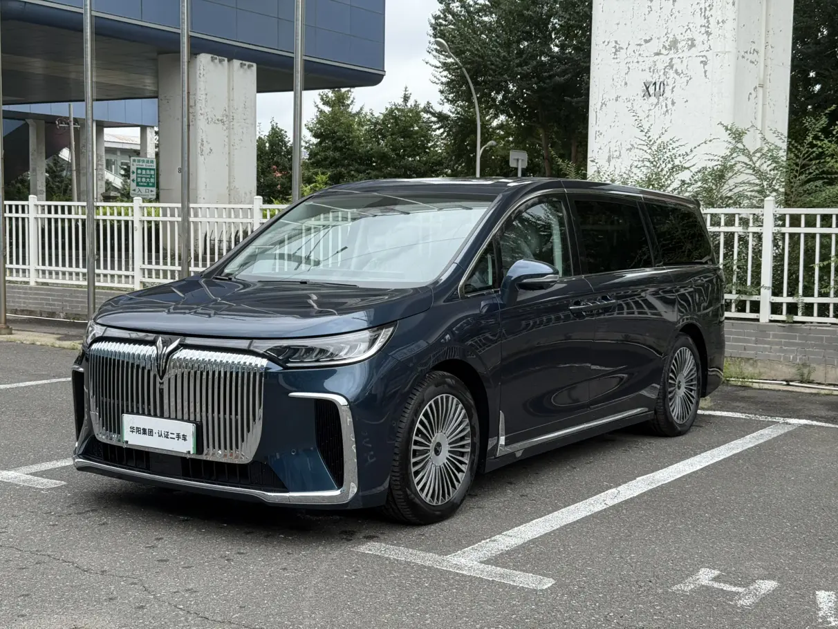 Voyah Lantu Dreamer PHEV  из Китая