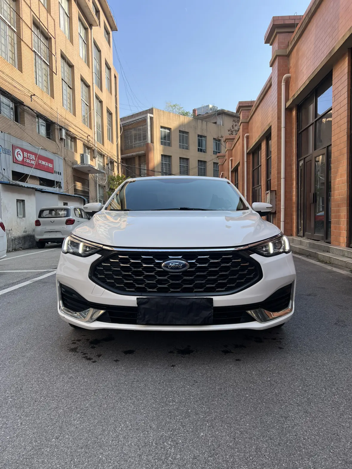 Ford Forrest  из Китая