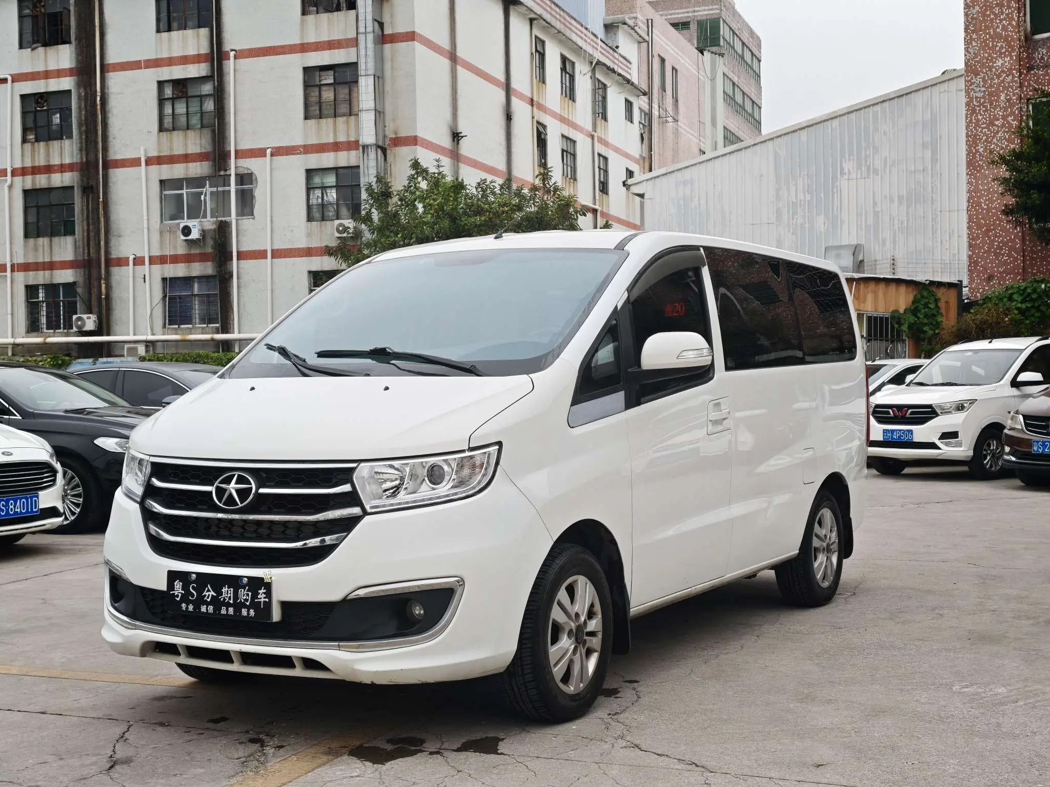JAC Ruifeng M3  из Китая