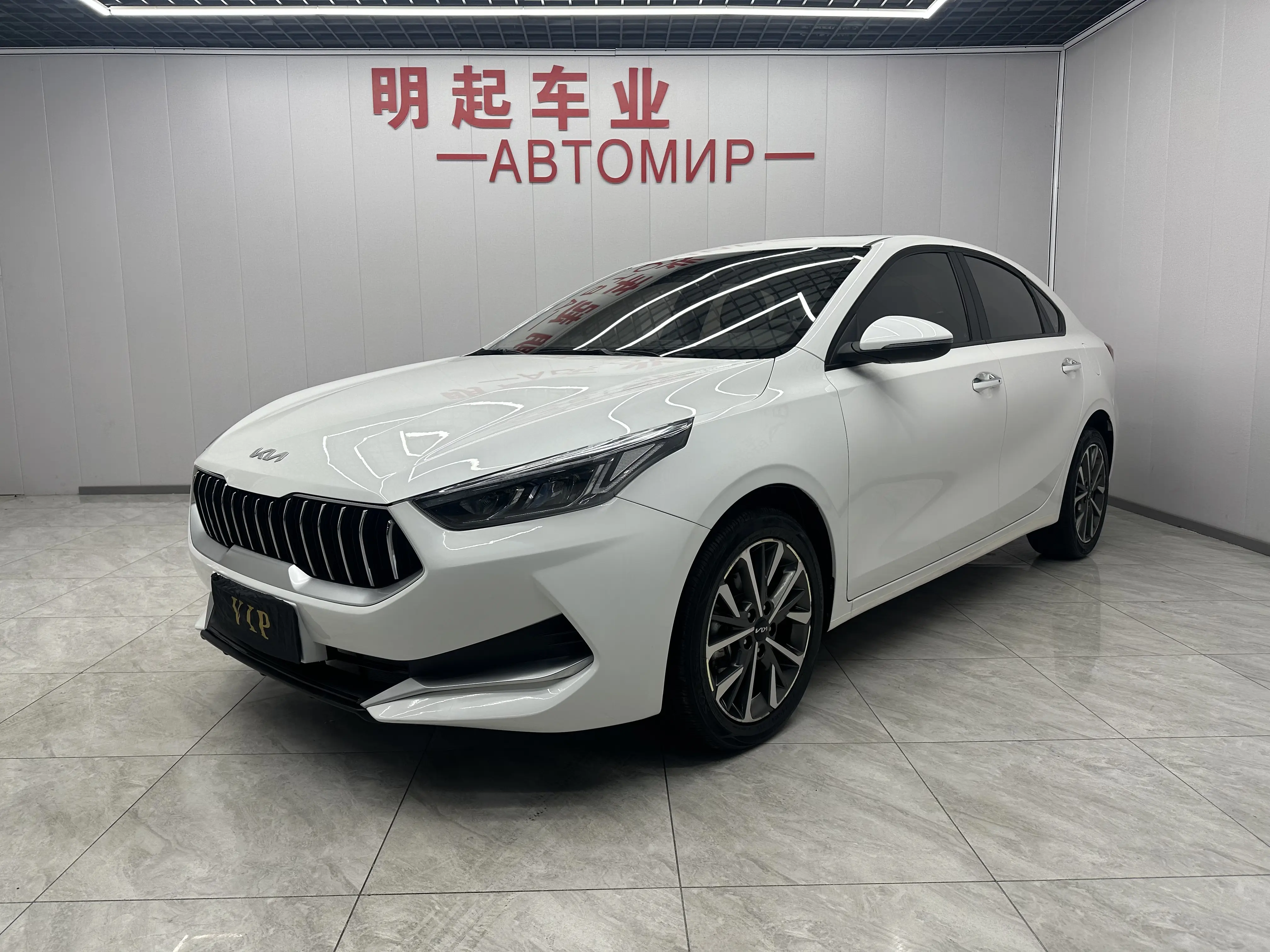 Kia K3  из Китая