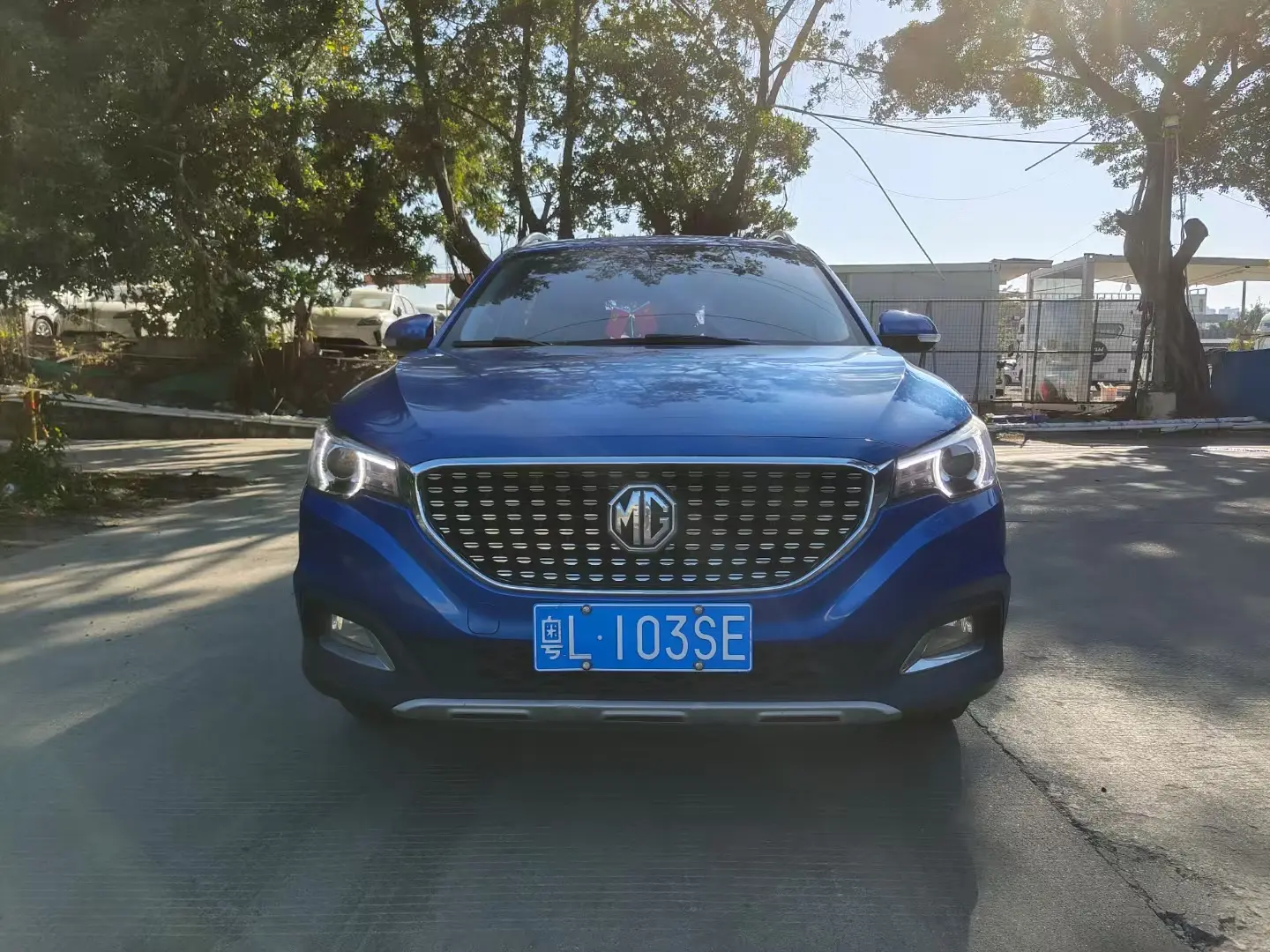 MG ZS  из Китая