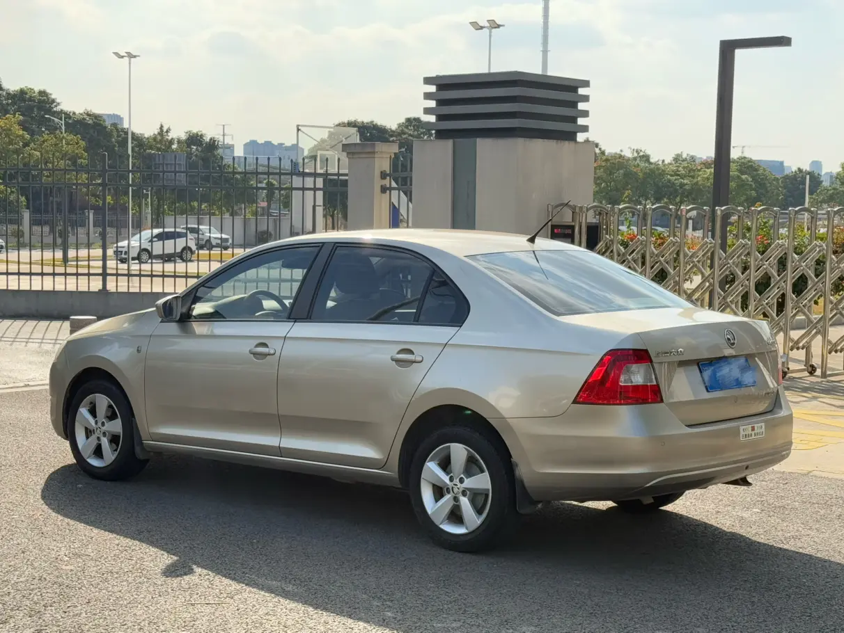 Skoda Xin Rui  из Китая