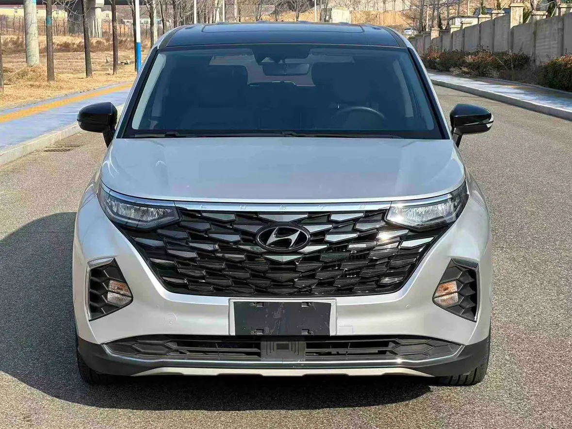 Hyundai Kustu  из Китая