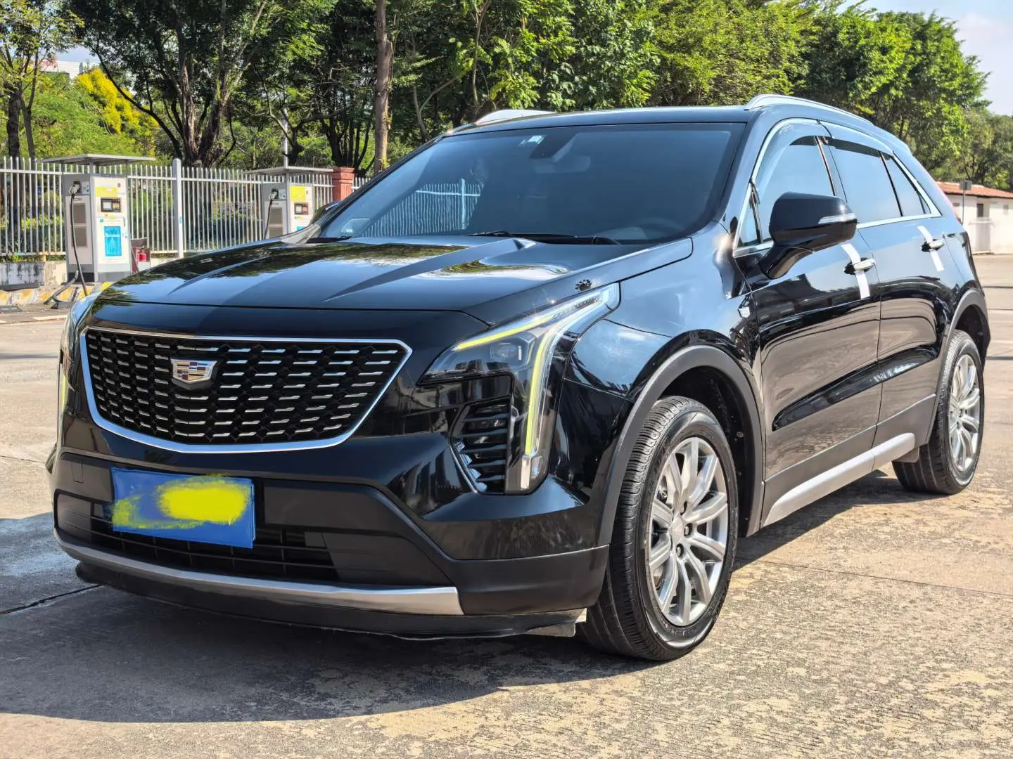 Cadillac XT4  из Китая