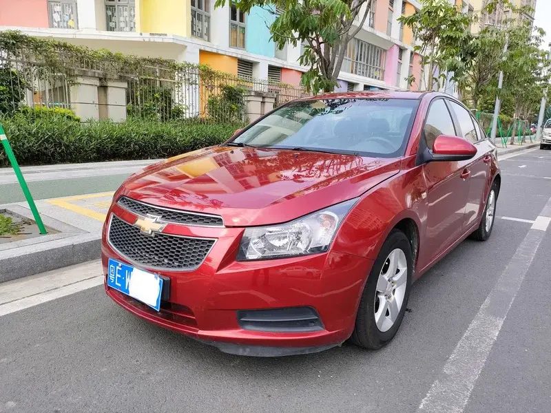 Chevrolet Monza (Cruze)  из Китая