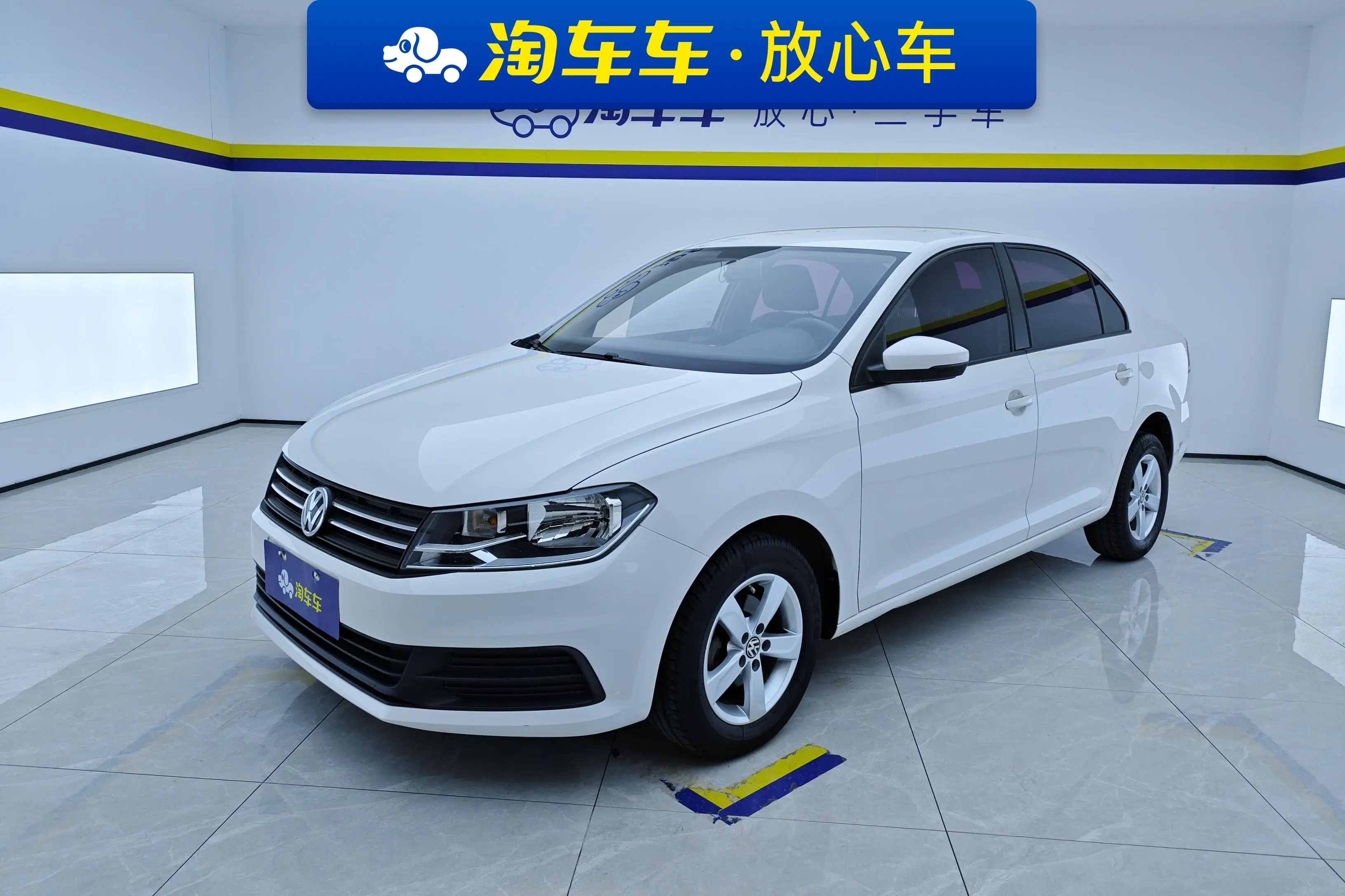 Volkswagen Santana  из Китая