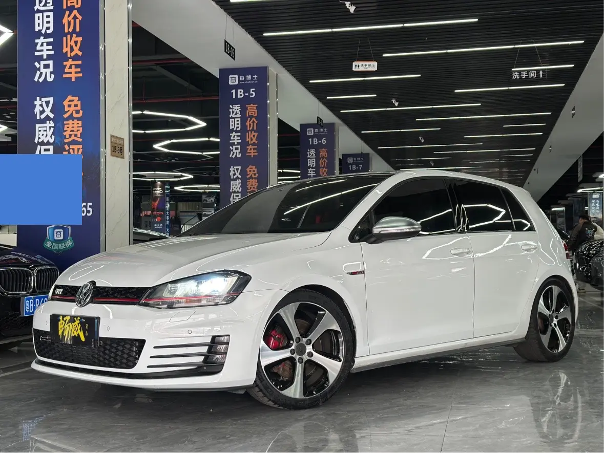 Volkswagen Golf GTI  из Китая