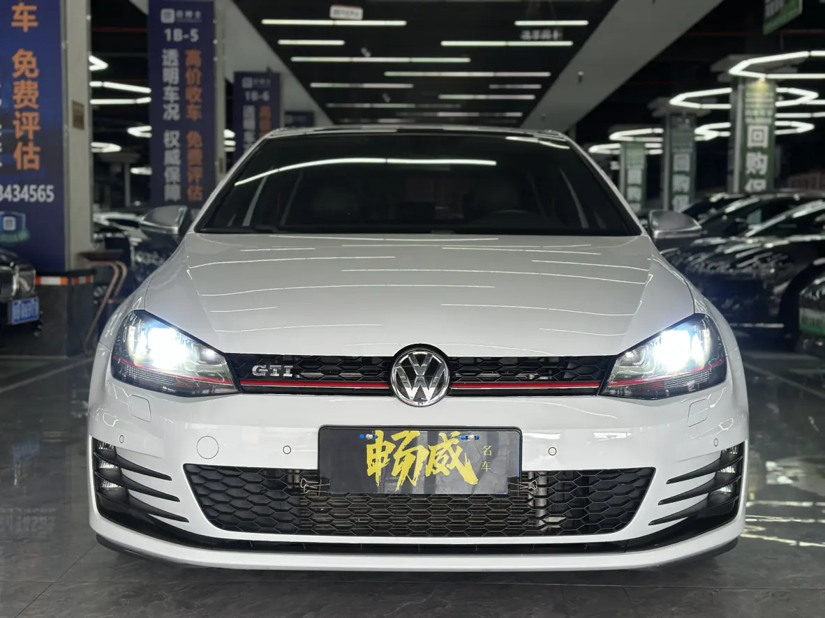 Volkswagen Golf GTI  из Китая