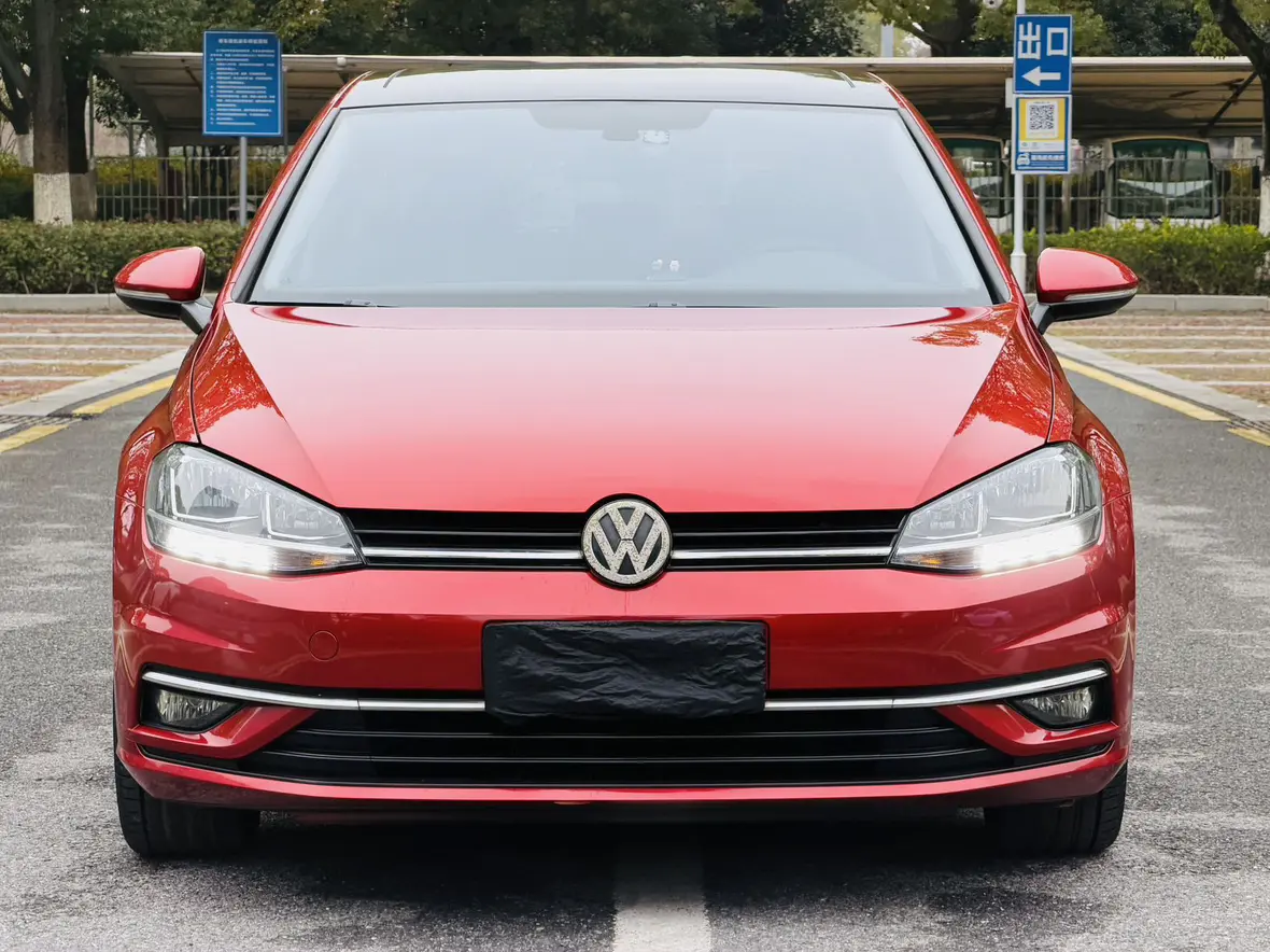 Volkswagen Golf  из Китая