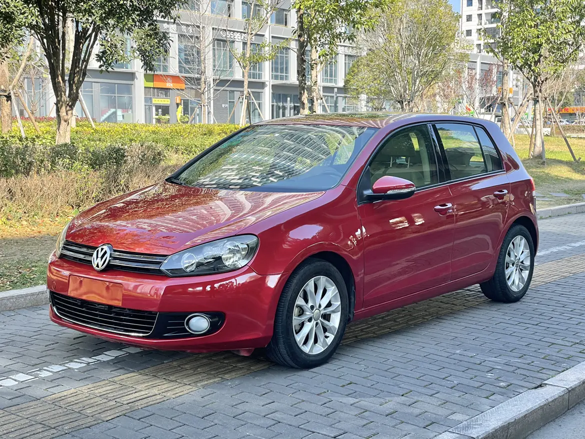 Volkswagen Golf  из Китая