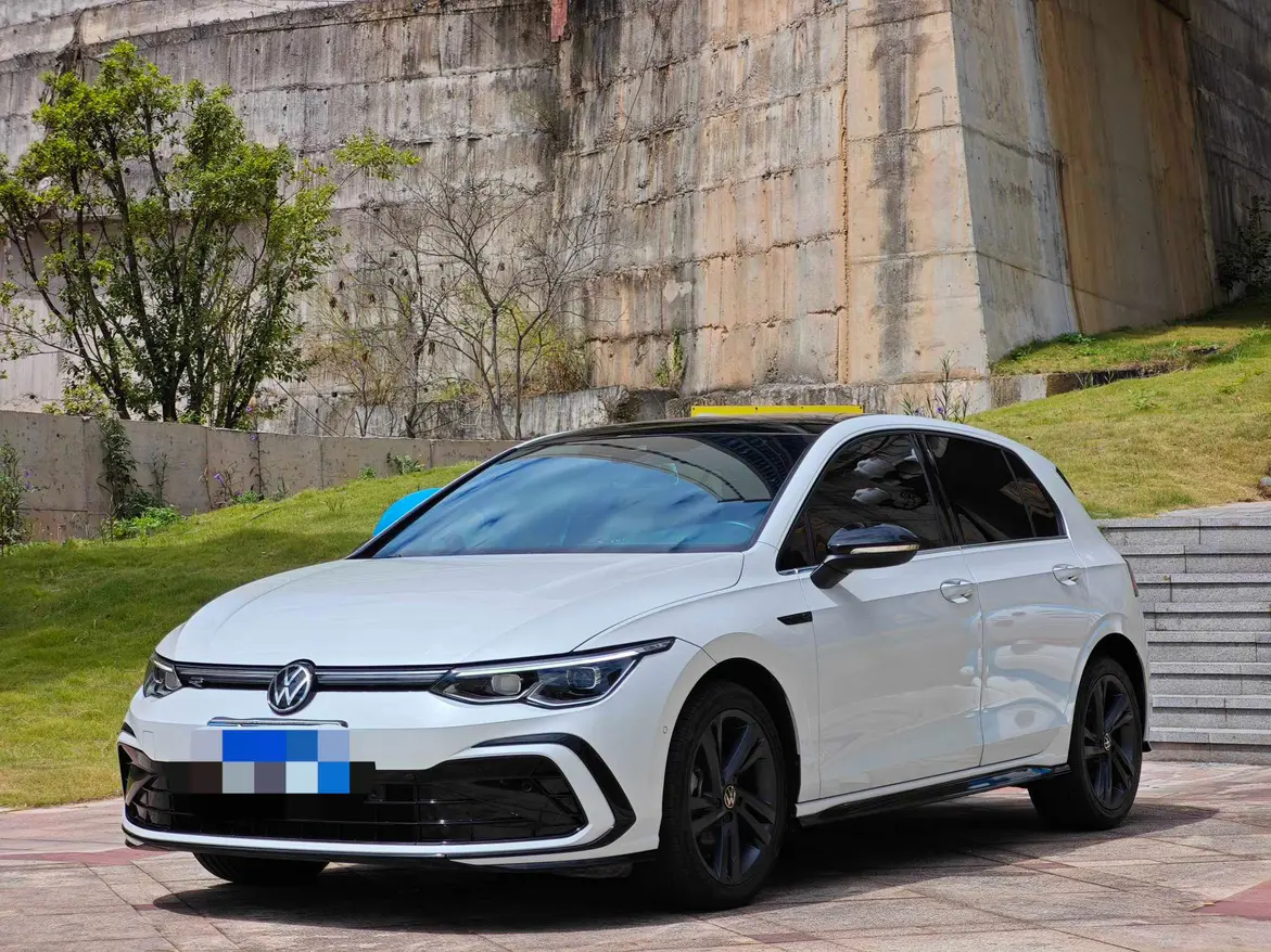 Volkswagen Golf  из Китая