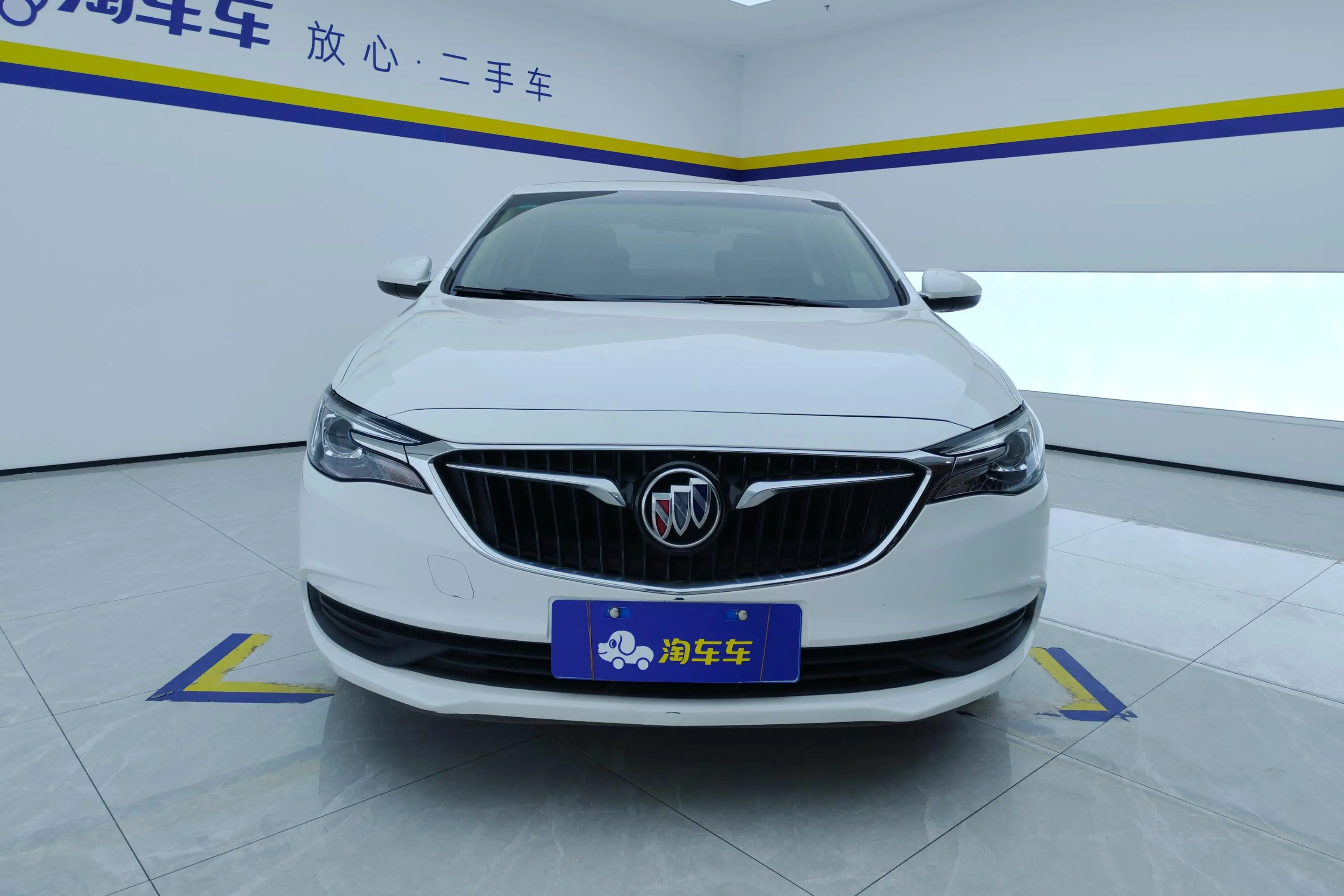 Buick Yinglang  из Китая
