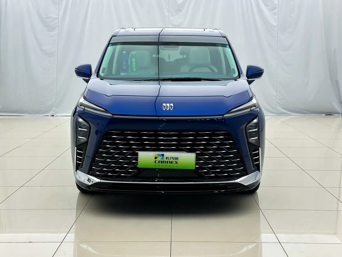 Buick GL8 PHEV  из Китая