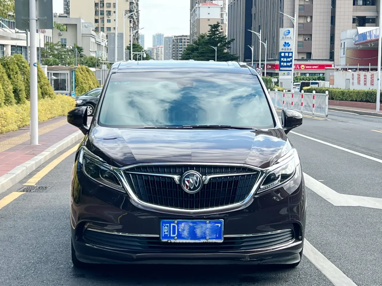Buick GL8  из Китая