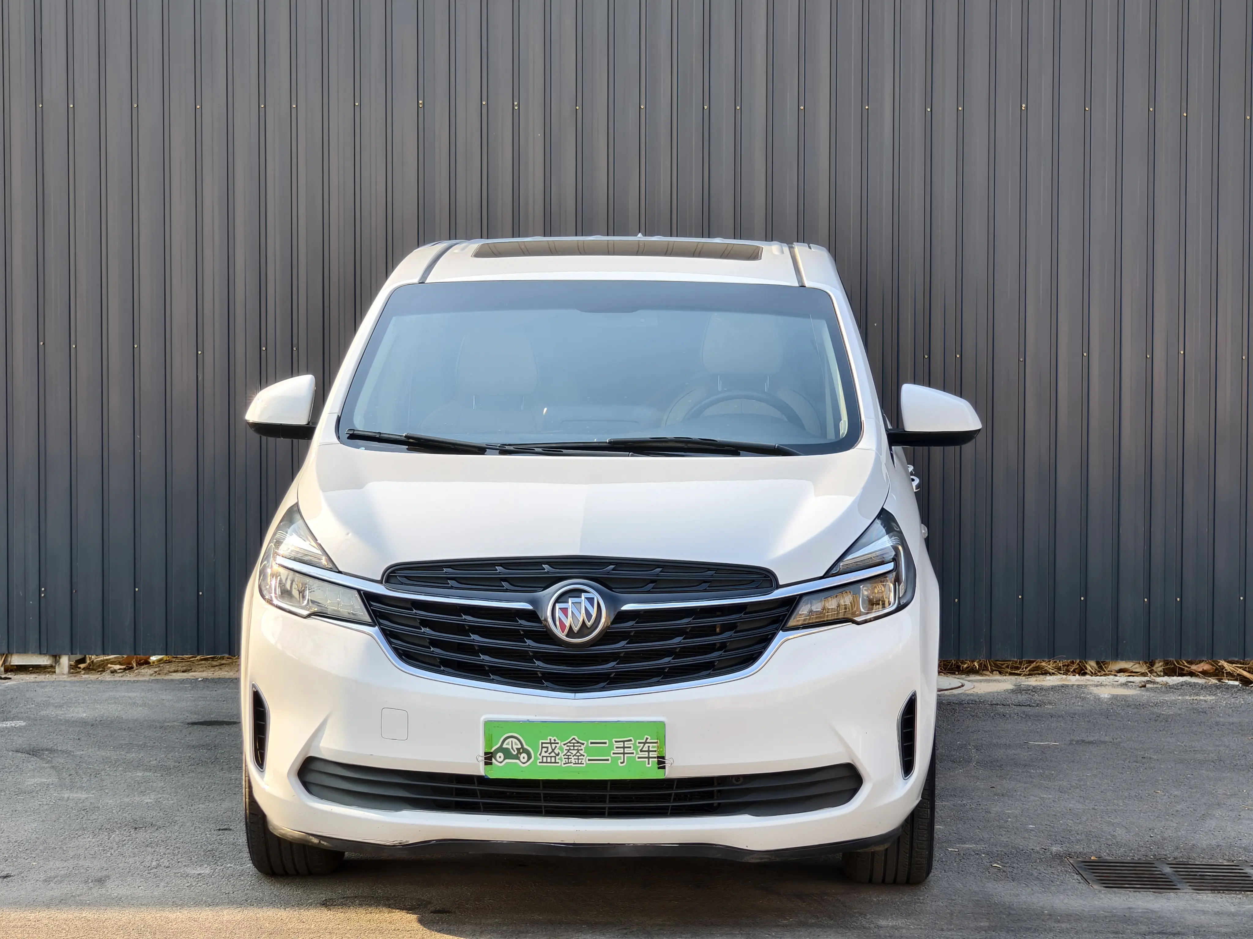 Buick GL8  из Китая