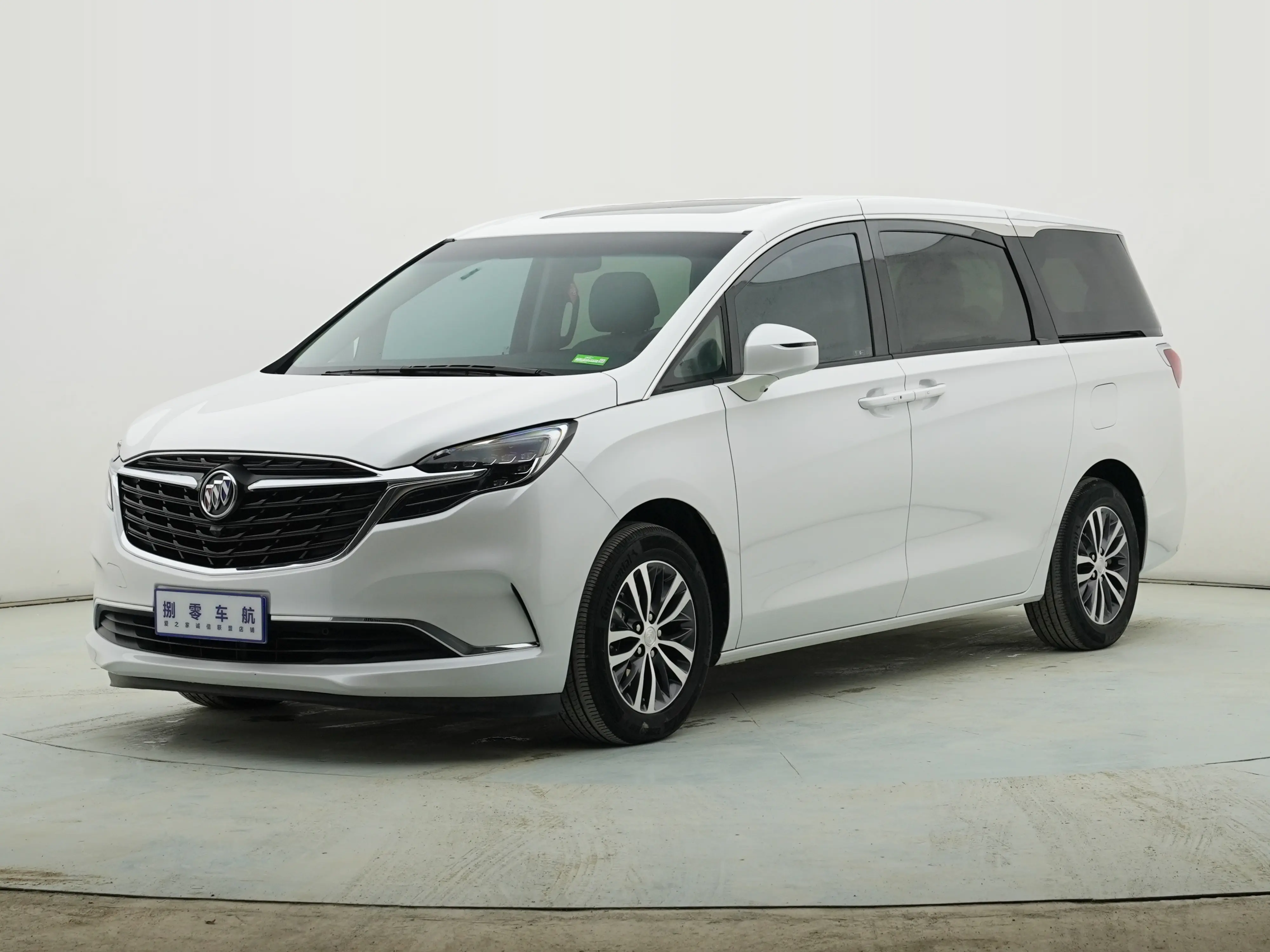 Buick GL8  из Китая