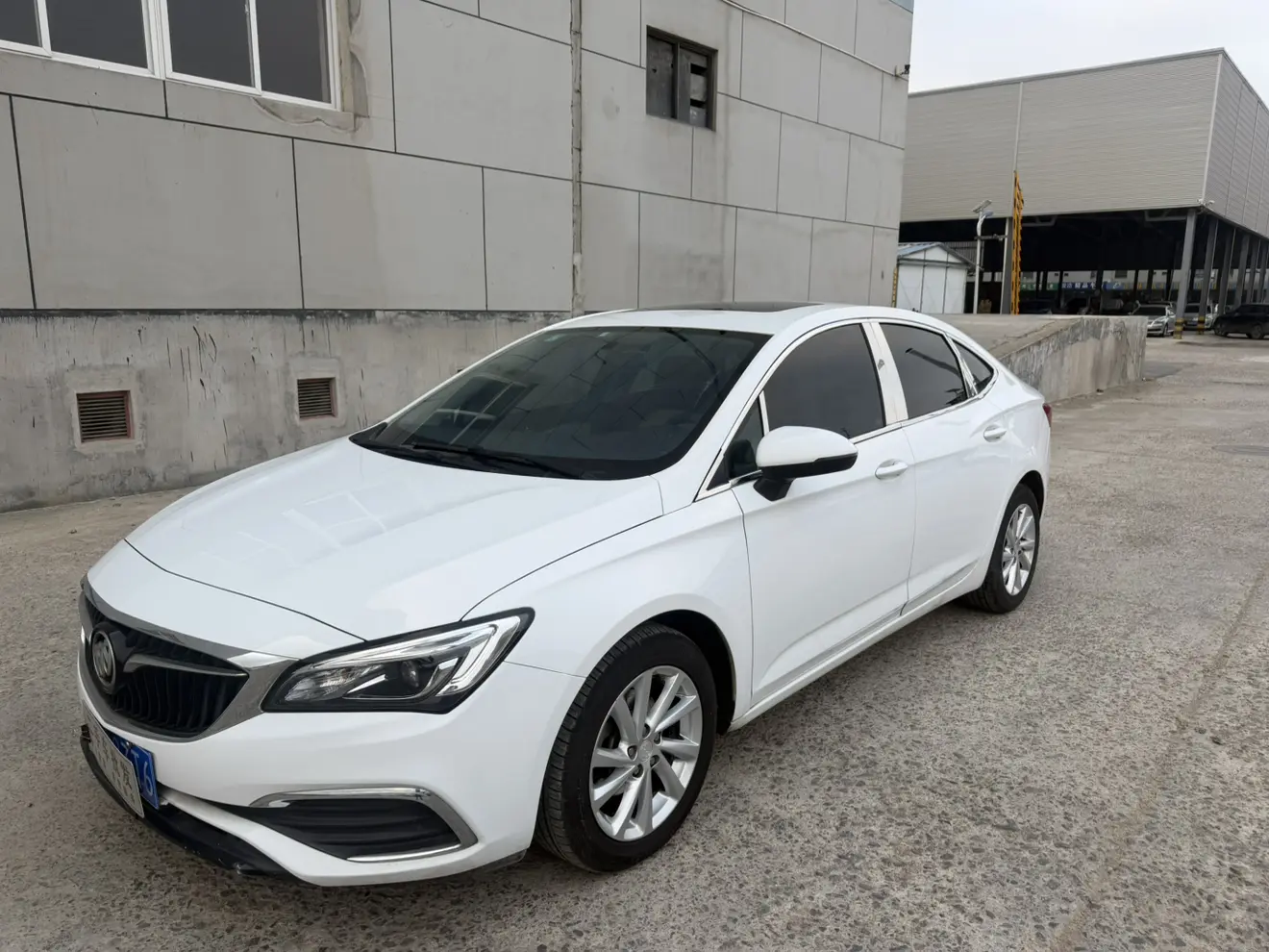 Buick Valeant  из Китая