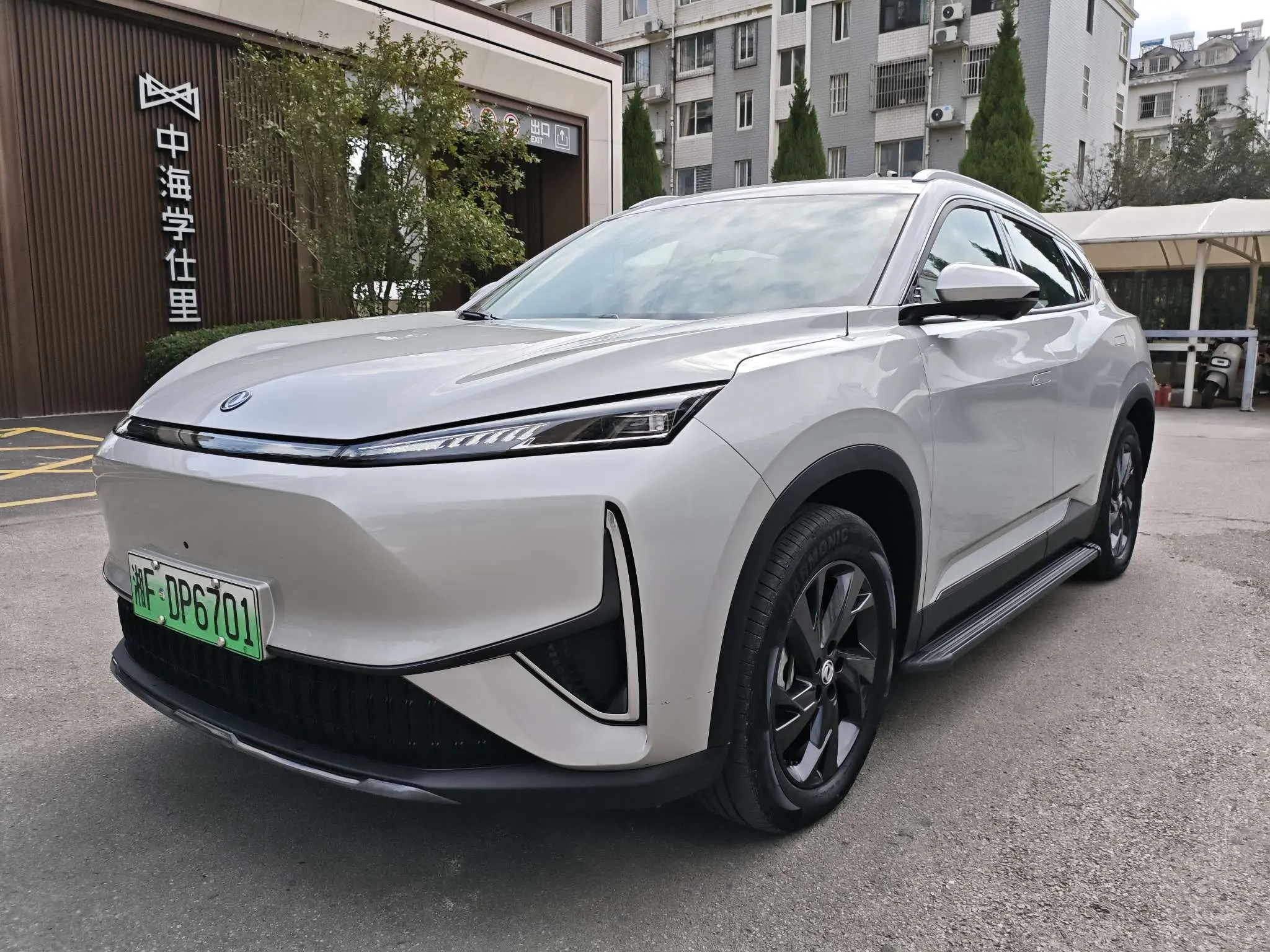 Dongfeng Fengshen L7 EV  из Китая