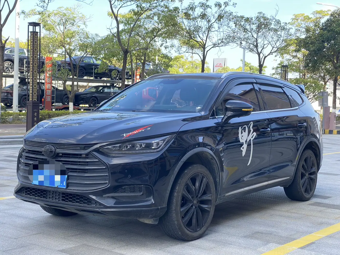 BYD Tang  из Китая