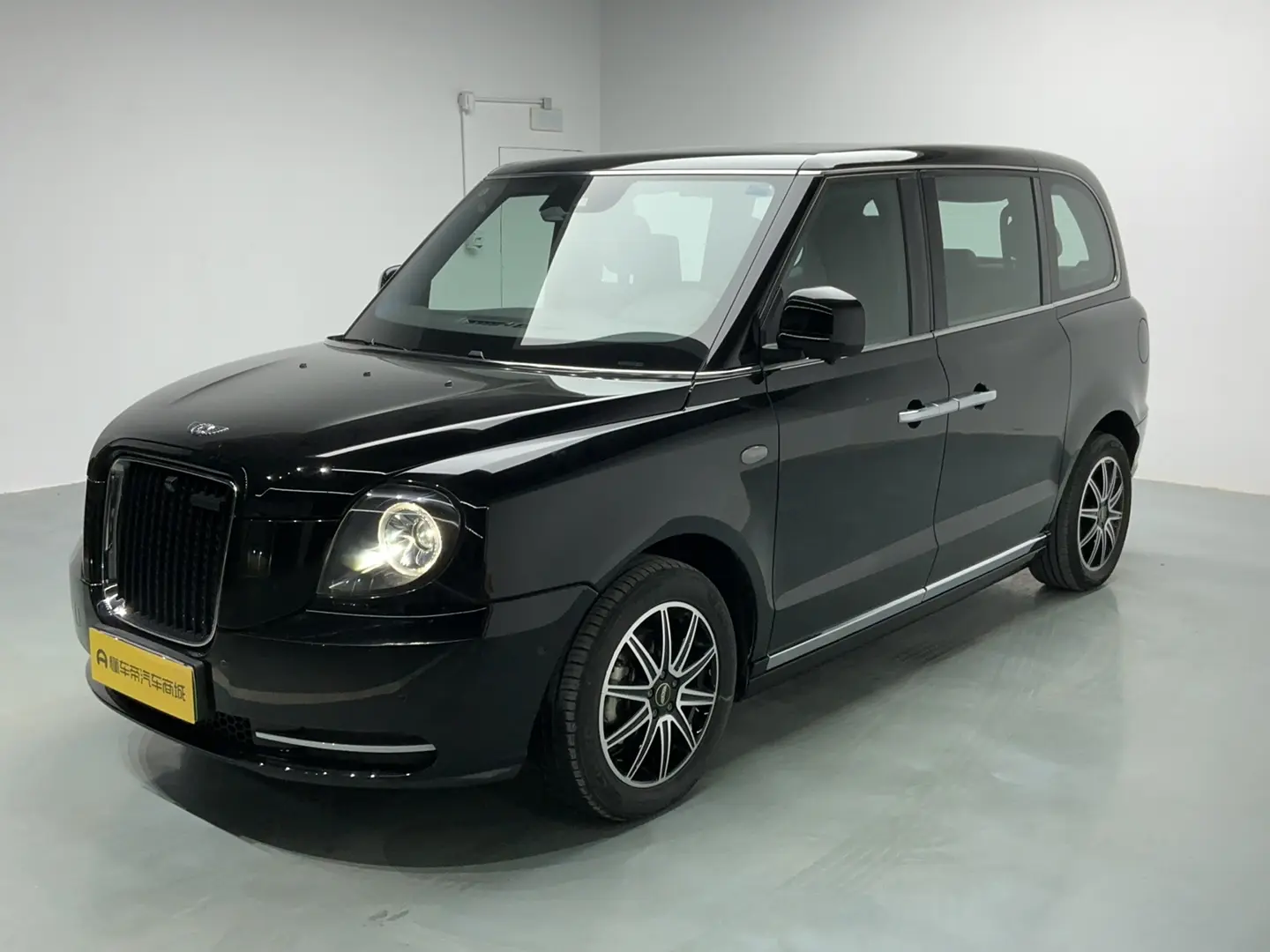 Geely LEVCTX  из Китая