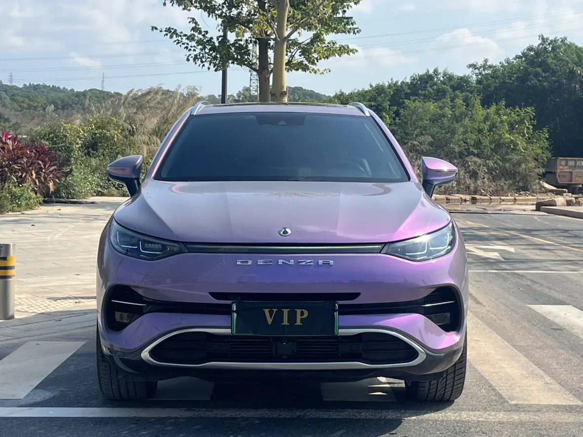 Denza X PHEV  из Китая