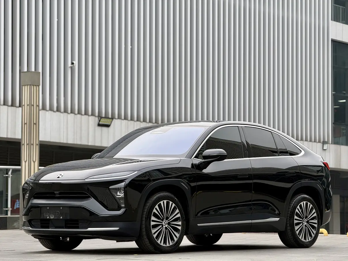 NIO EC6  из Китая