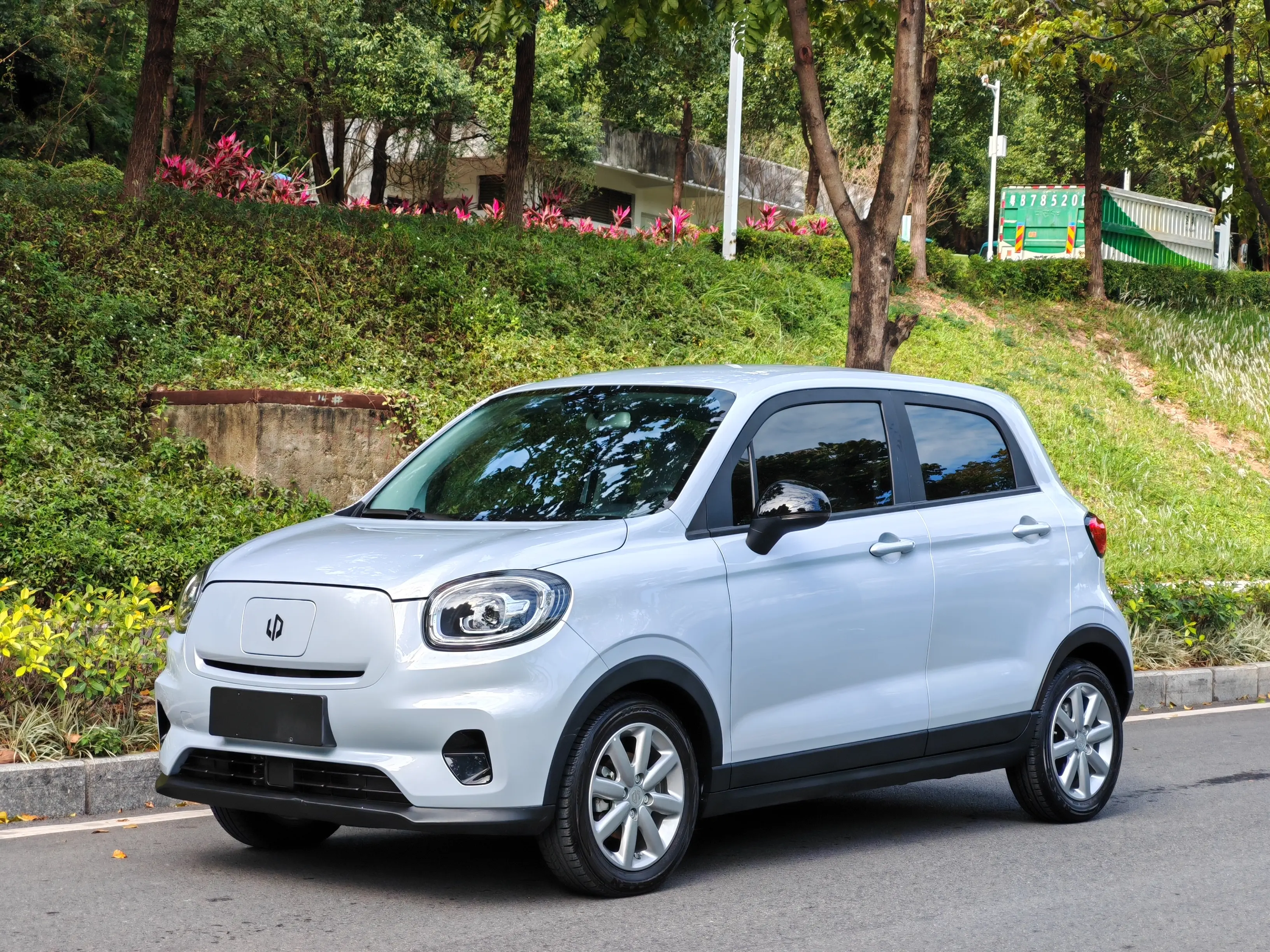 Leapmotor Zero running T03  из Китая