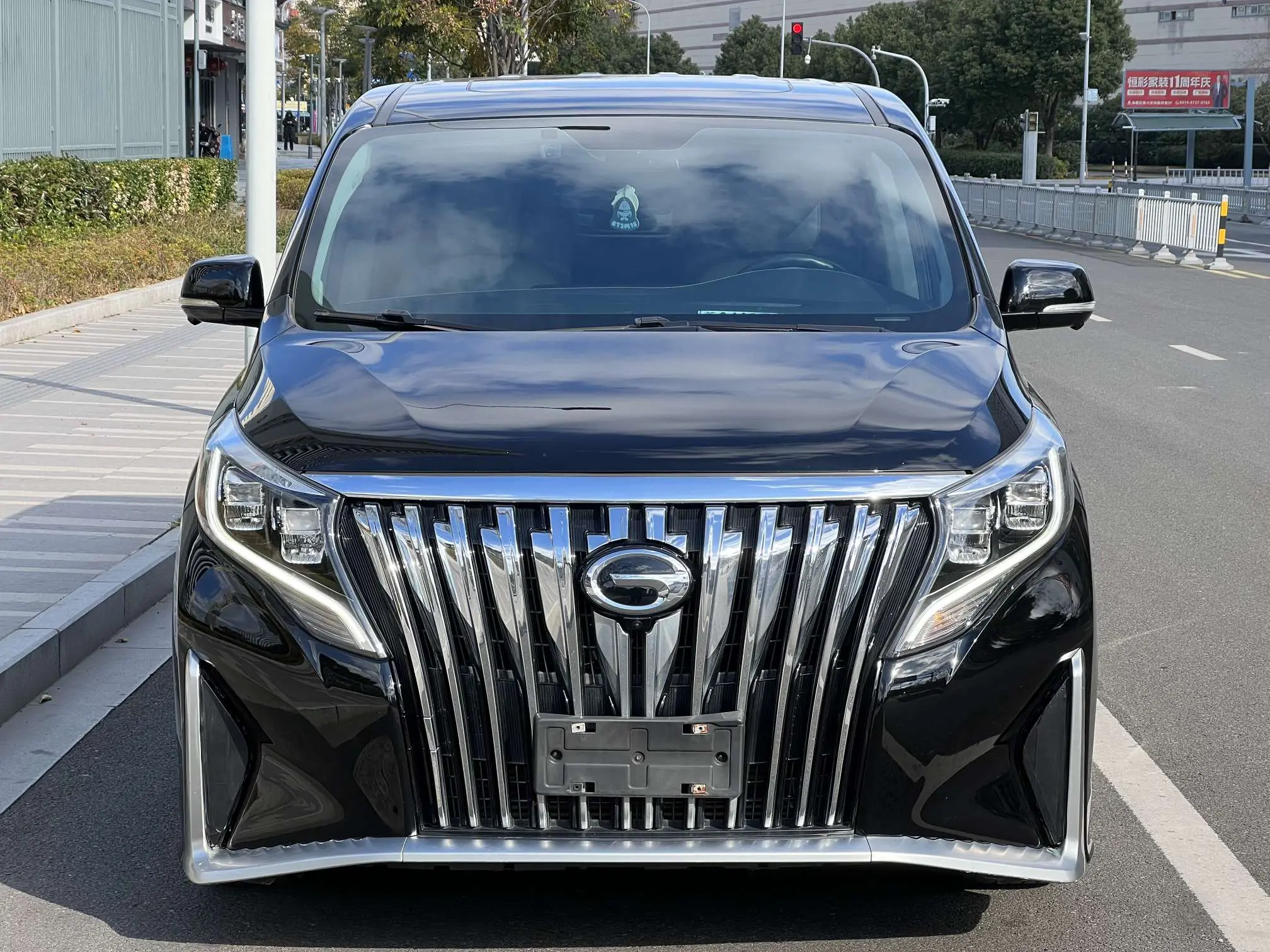 GAC Trumpchi M8  из Китая