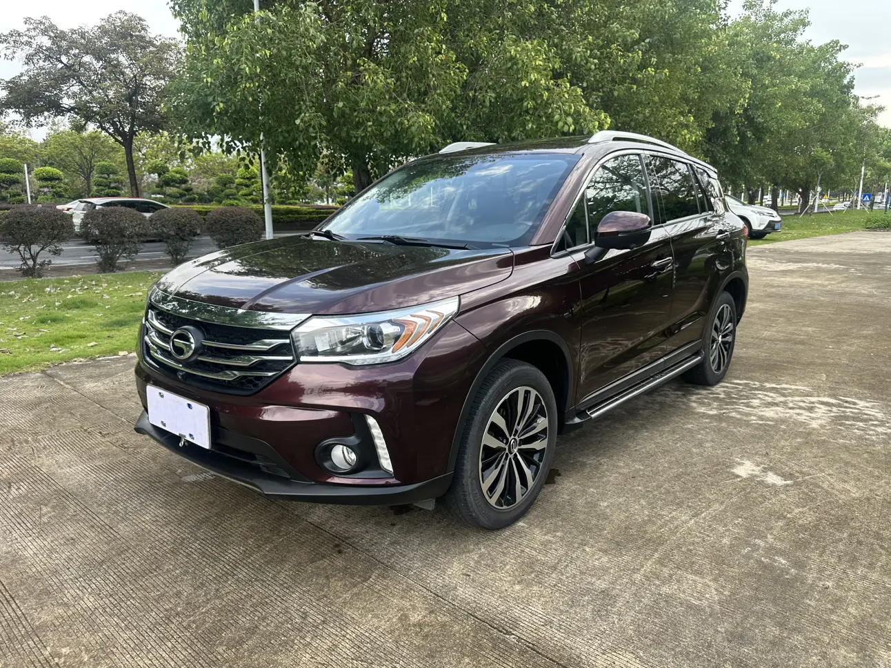 GAC Trumpchi GS4  из Китая