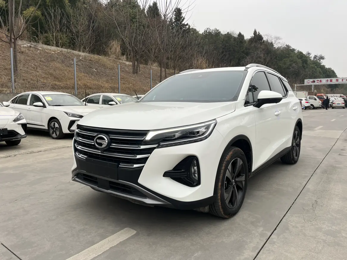 GAC Trumpchi GS4  из Китая