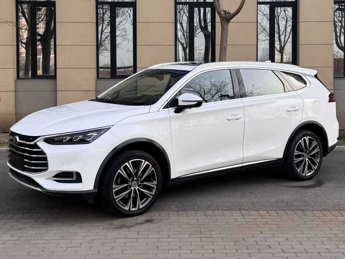 BYD Tang  из Китая